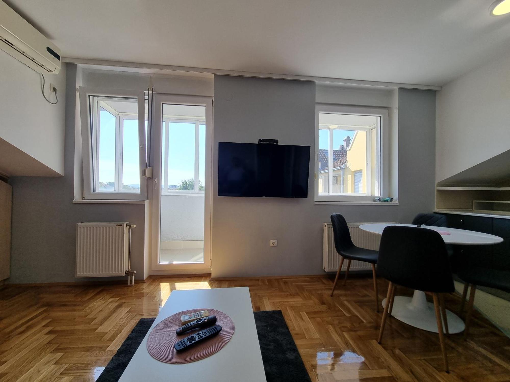 Likehome Life - Novi Sad Stevana Sremca Exterior photo